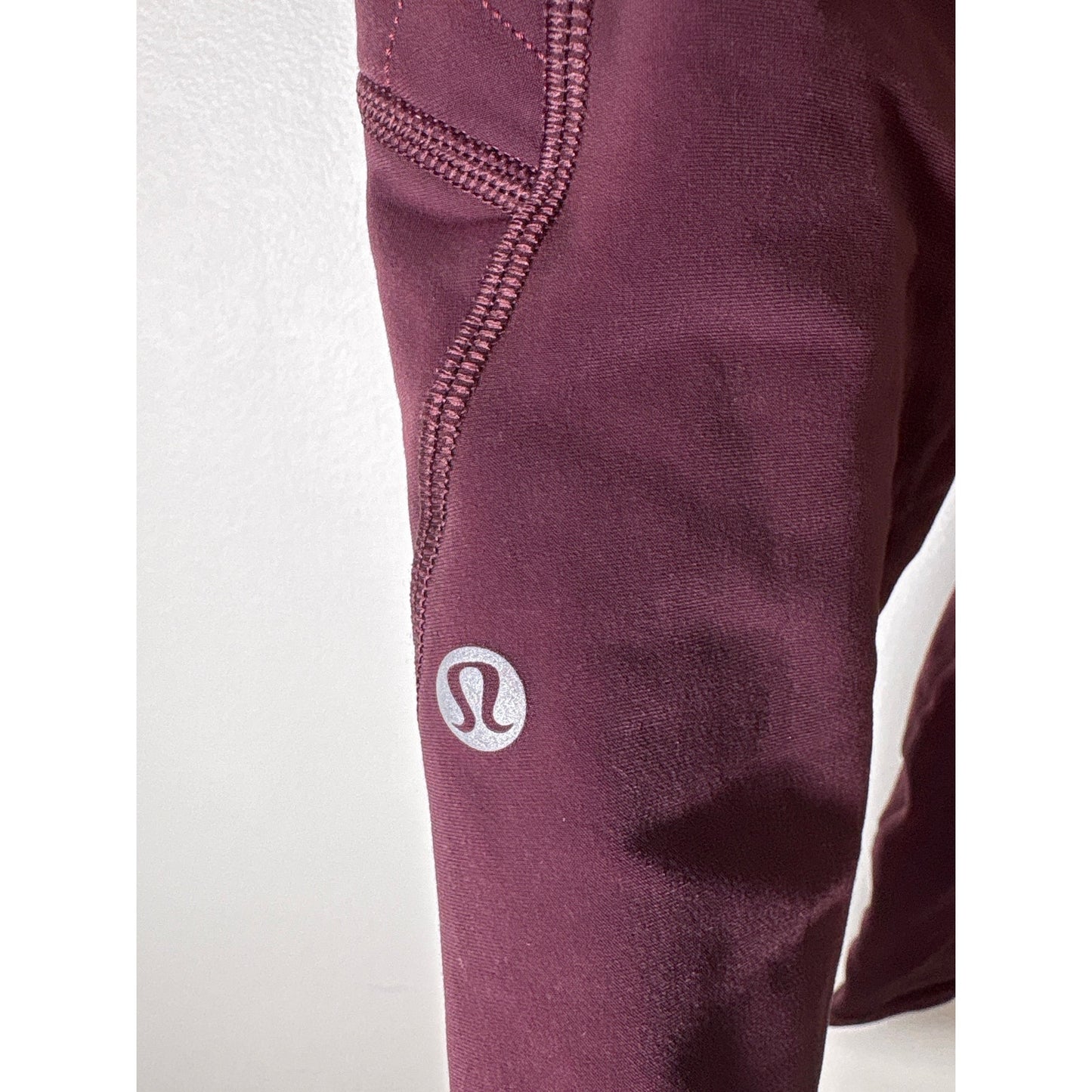 Lululemon Maroon Zip Pocket Athletic Ankle Leggings Sz 8