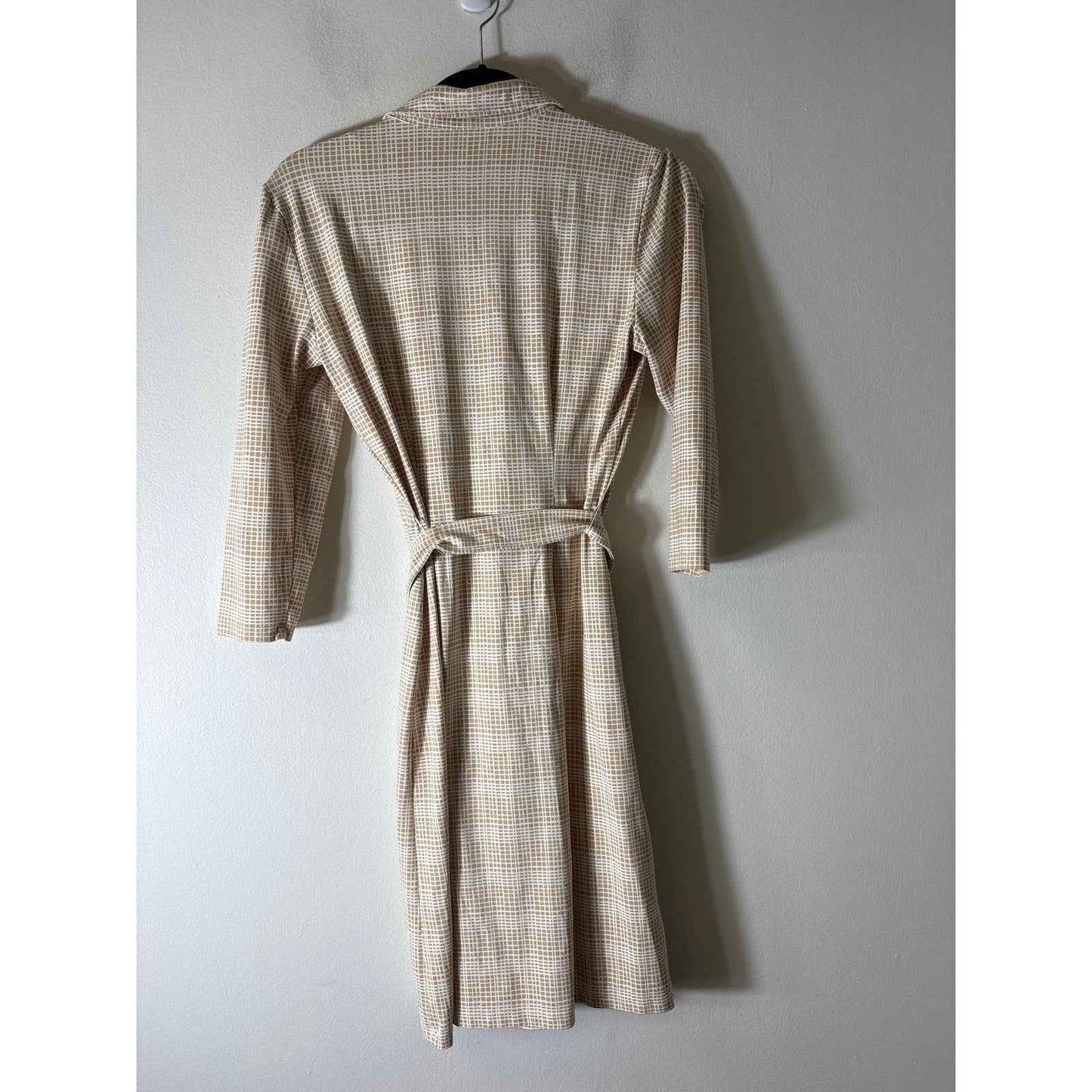 J. McLaughlin Gold White Long Sleeve Knee Length Sheath Dress Sz XS