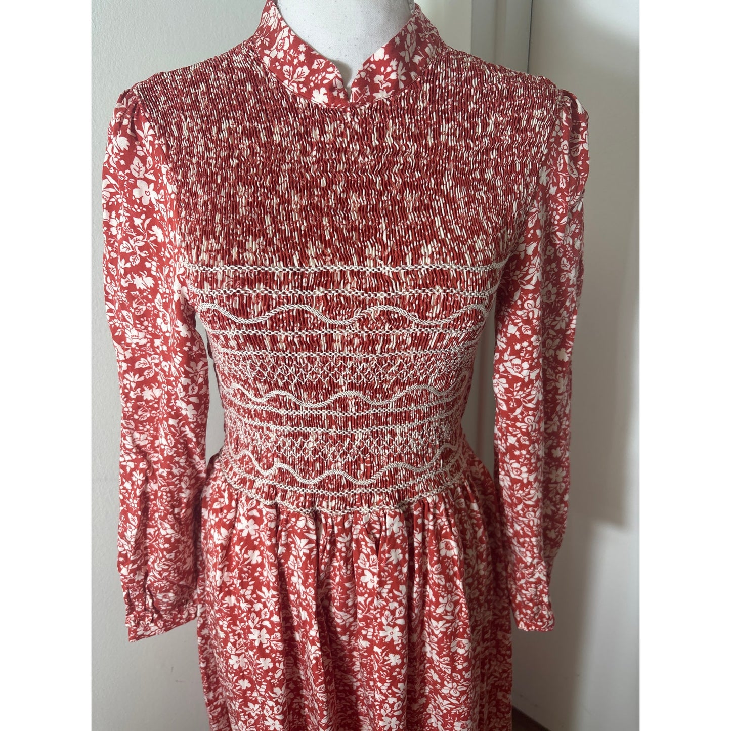 NWT Loretta Caponi Smocked Bust Long Sleeve Maxi Dress Sz S