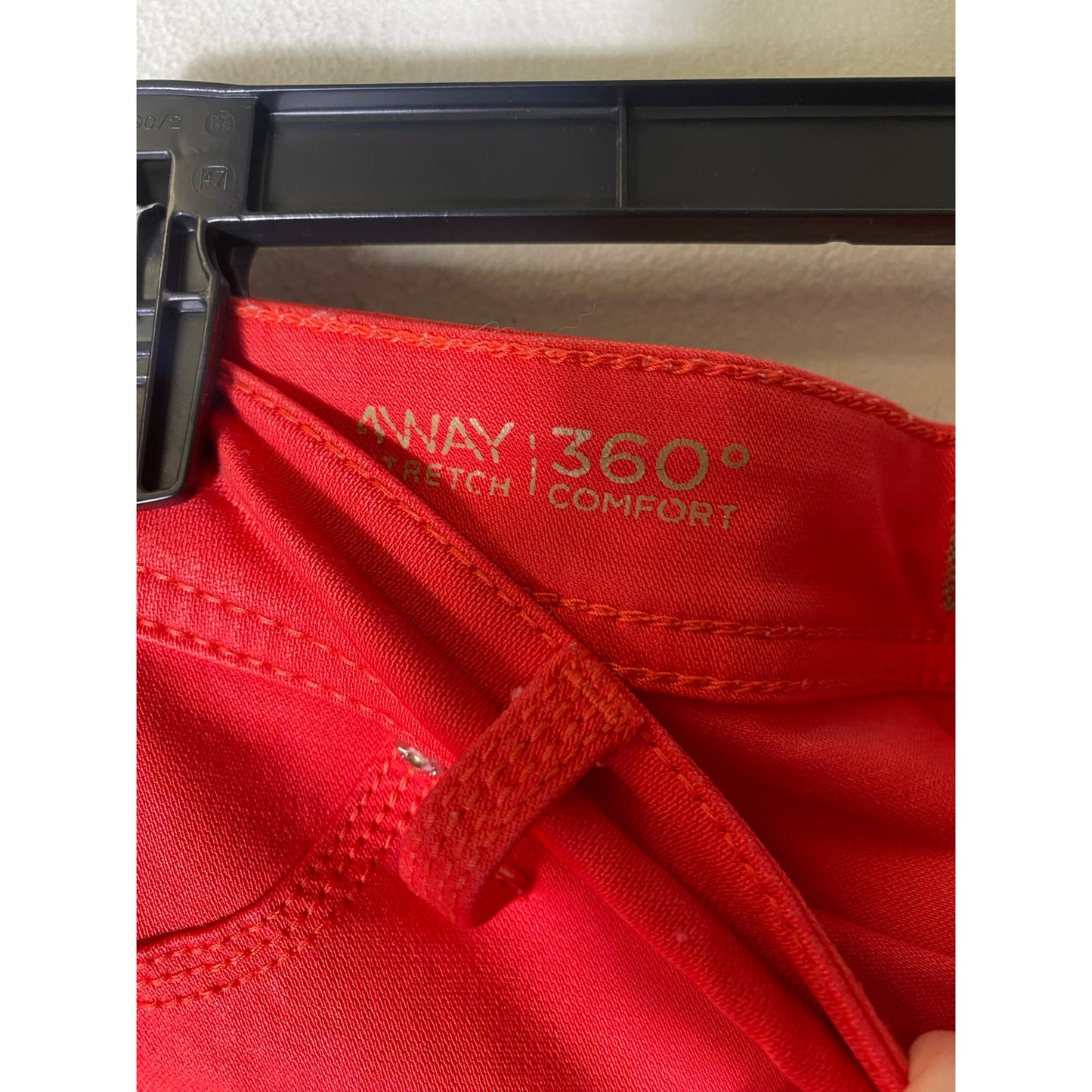 DL1961 Red Denim Emma Leggings Sz 30
