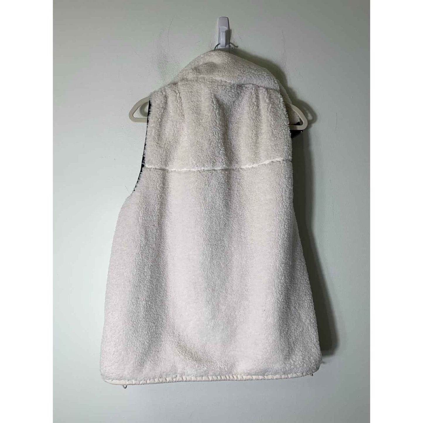 Abercrombie and Fitch White Black Zip Up Faux Fur Shearling Vest Sz XL