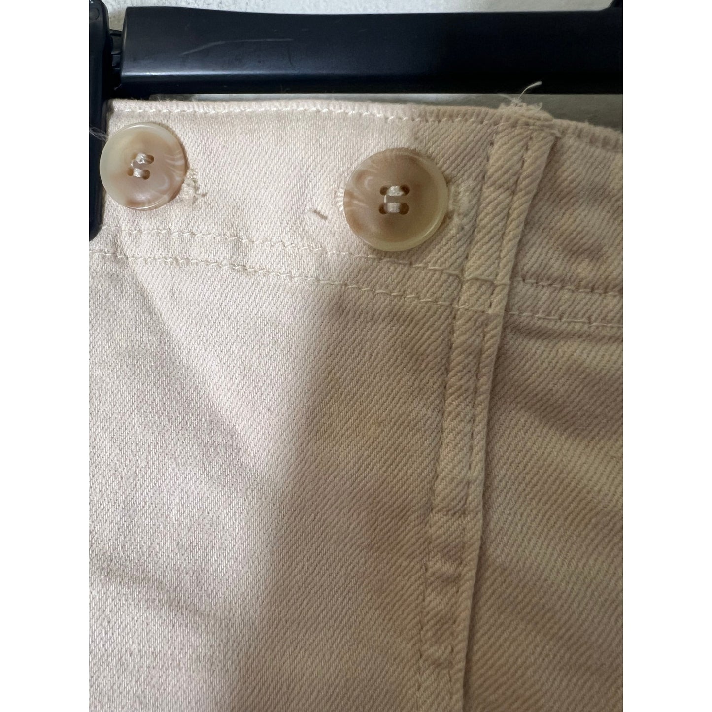 Pilcro Cream Soft Denim Shorts Sz 29