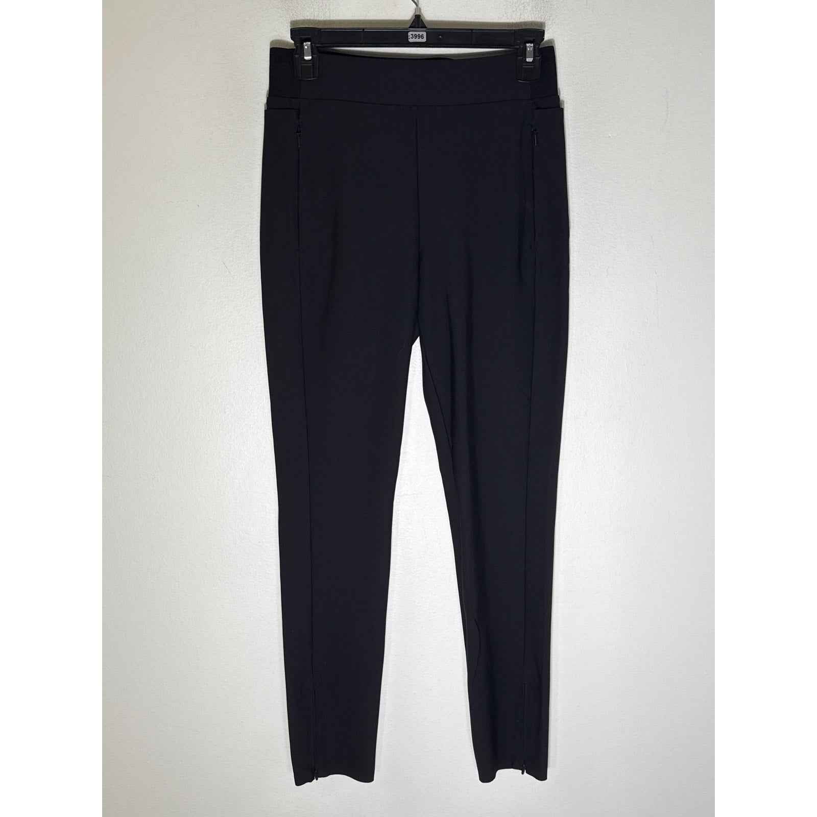 Athleta Black Fitted Athletic Syle Pants Sz 6