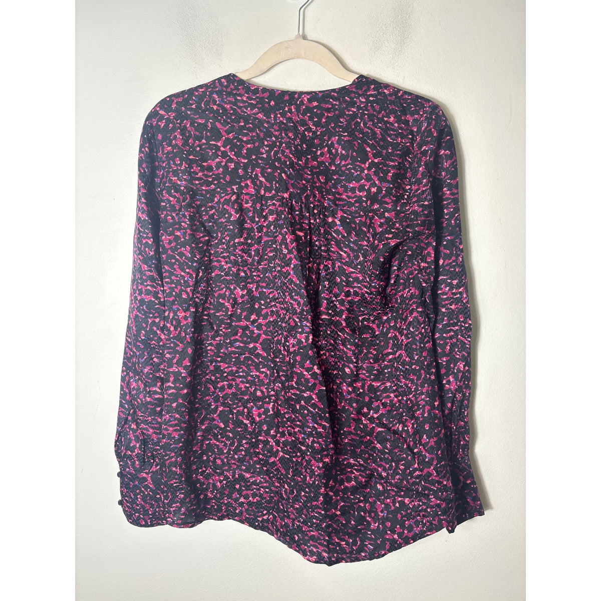 Ecru Black Pink Long Sleeve V-Neck
