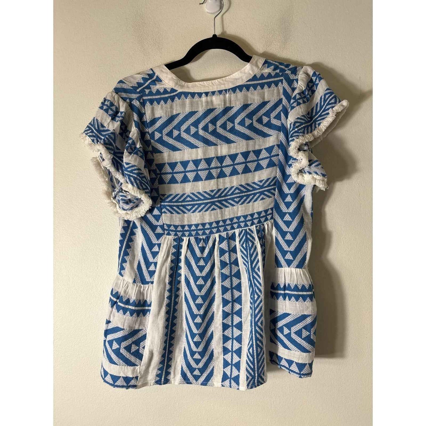 THML Blue White Flutter Sleeve V-Neck ToP Sz S