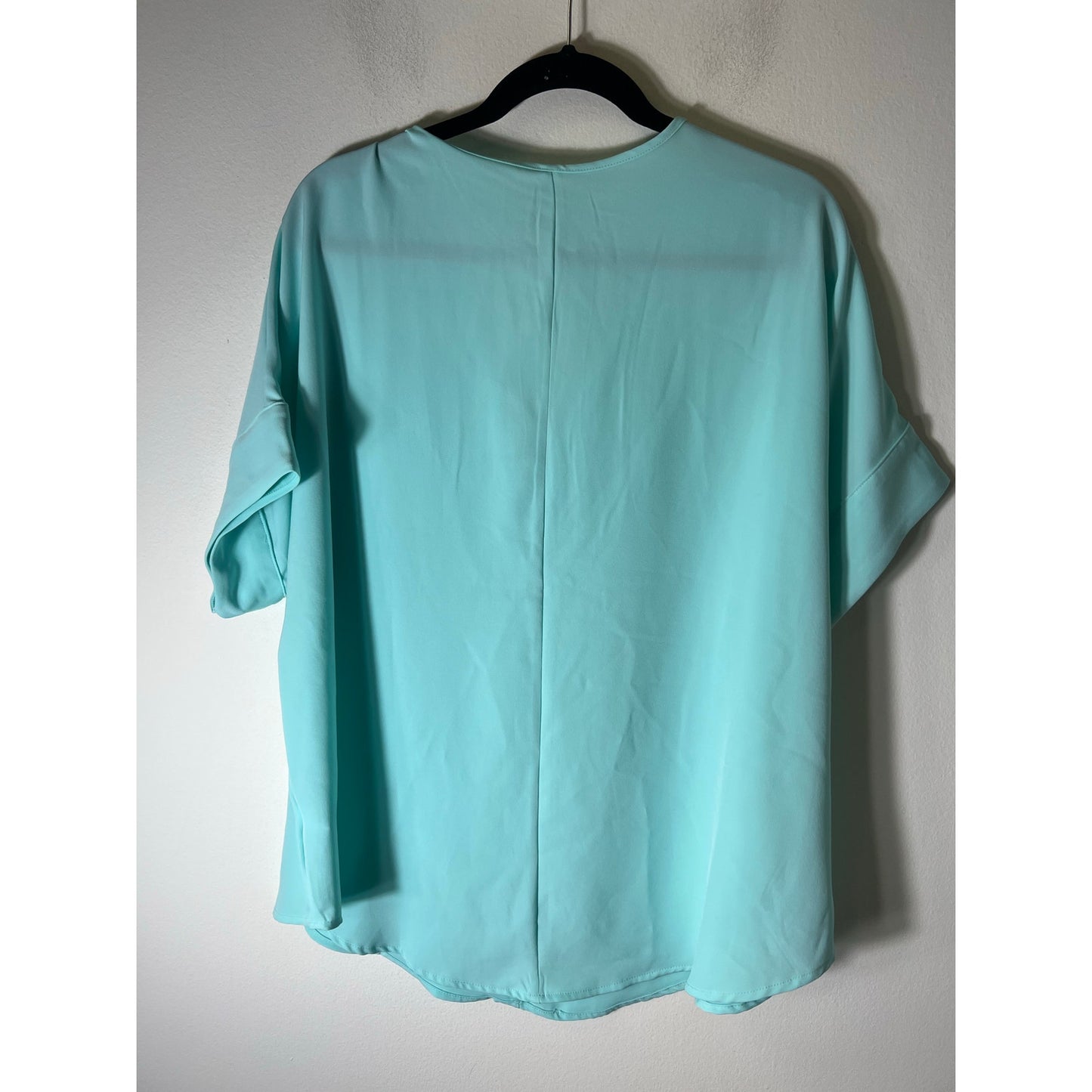 Bundle of 4 XL Short Sleeve Shirts Sz XL