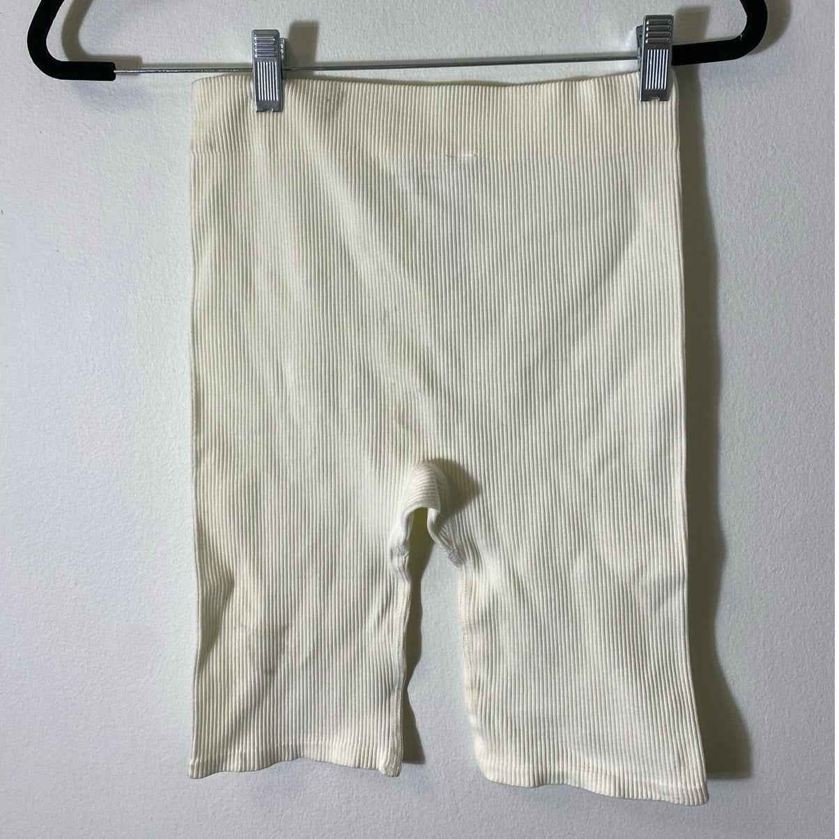 Love Tree Never Worn Cream Athletic Shorts Sz L