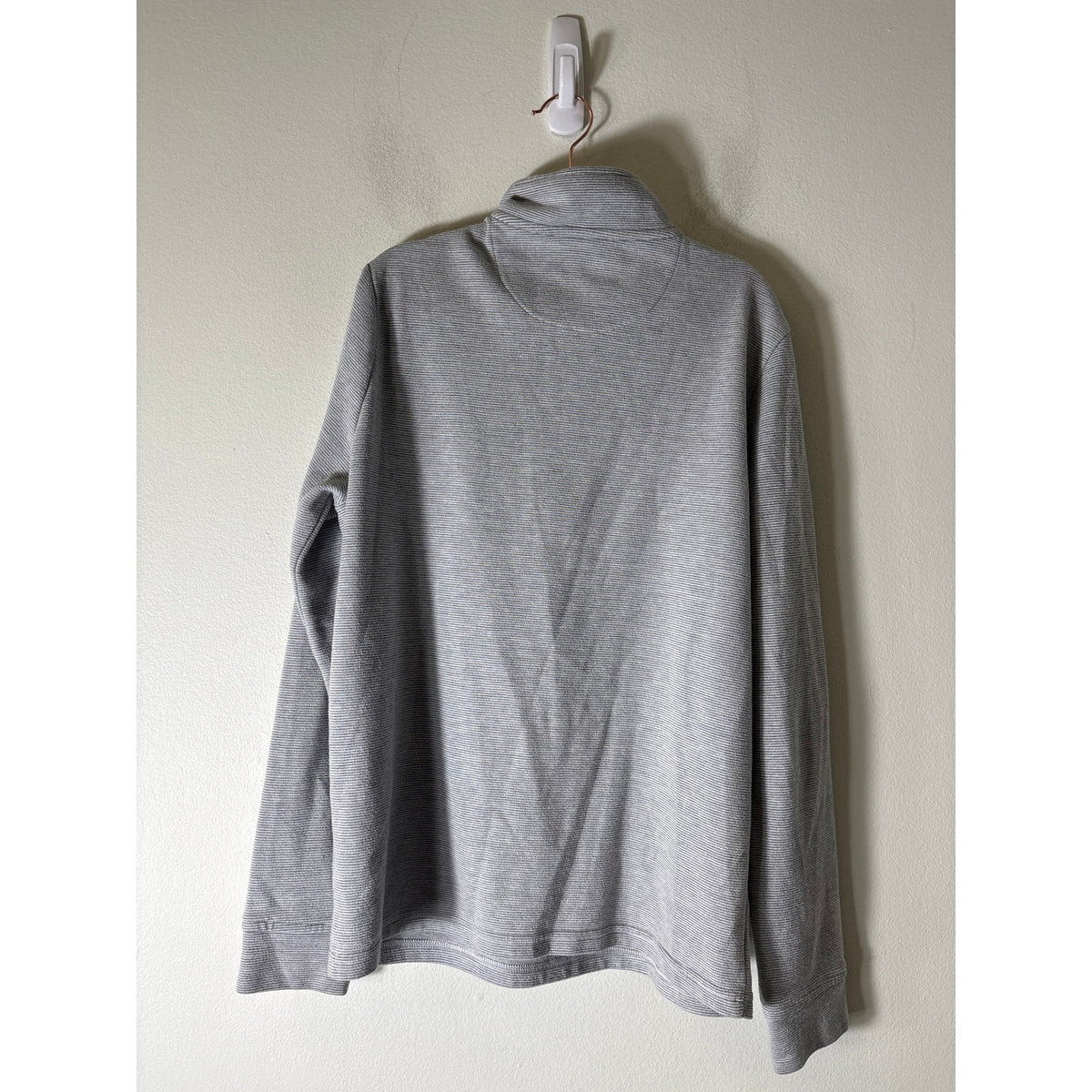 Boys Vineyard Vines Gray and Cream Stripe 1/4 Zip Pullover Sz L (16)