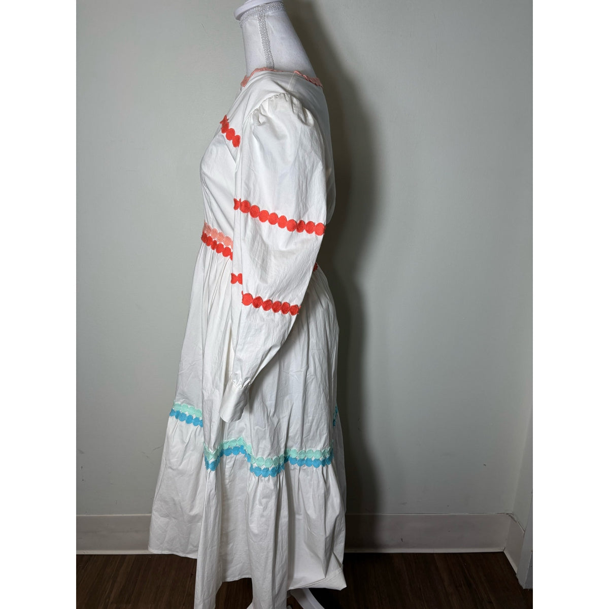 Marie by Victoria Dunn White Long Sleeve Button Up Crew Neck Maxi Dress Sz S