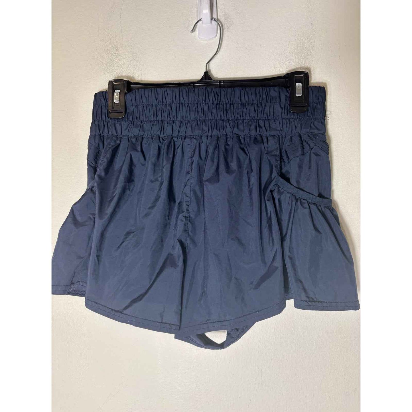 Woman's Bundle of 2 Free People High Waisted White and Navy Flowy Shorts Sz M