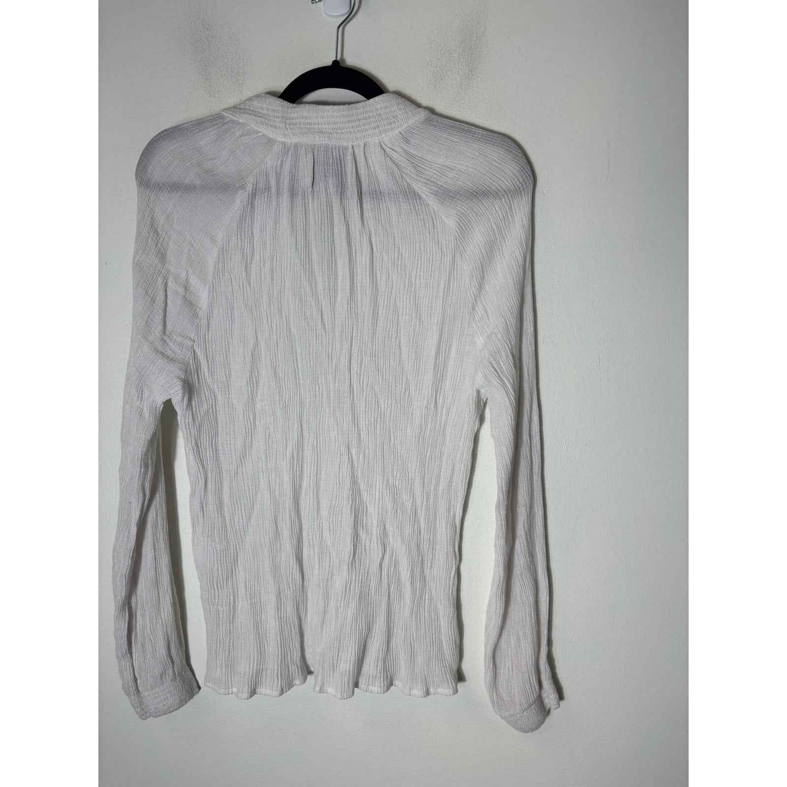 Brochu Walker White Long Sleeve Accordian Style Shirt Ties at the Neck Sz L