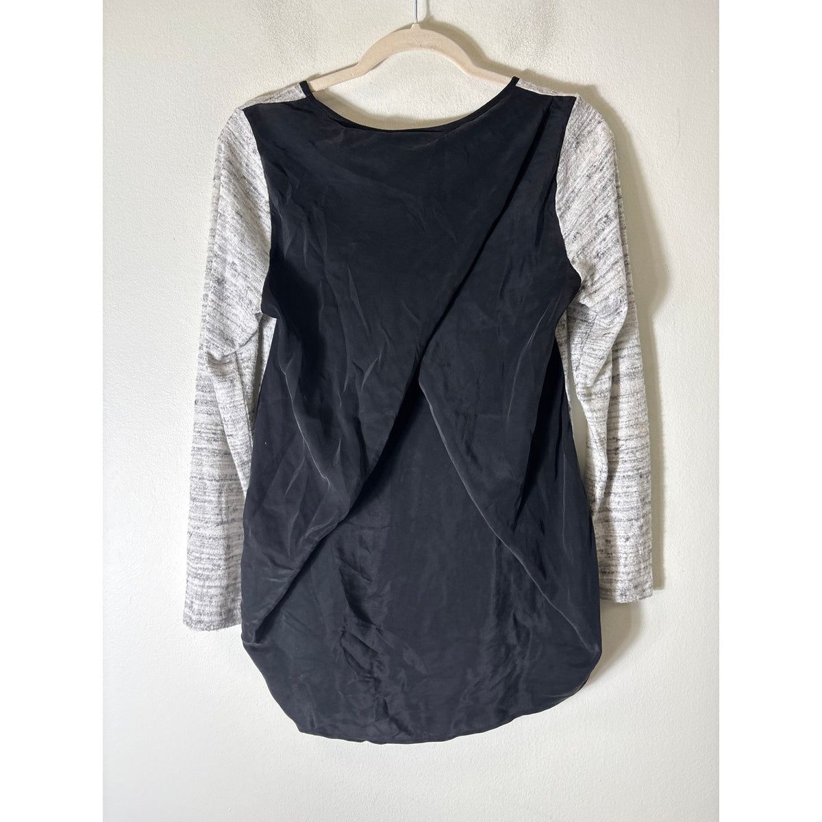 Amadi Gray Mixed Media Long Sleeve Crew NEck Shirt Sz S