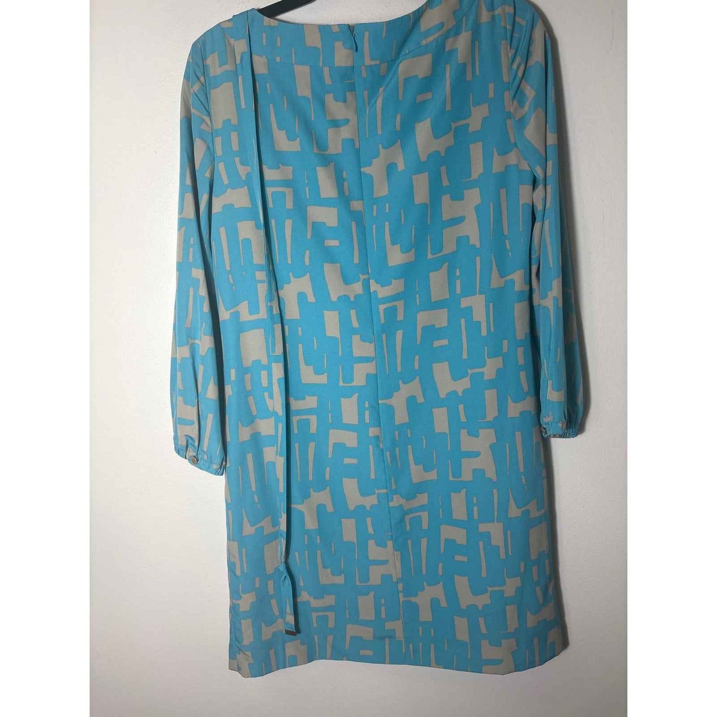 Tahari Blue Long Sleeve Knee Length Shift Dress Sz 4