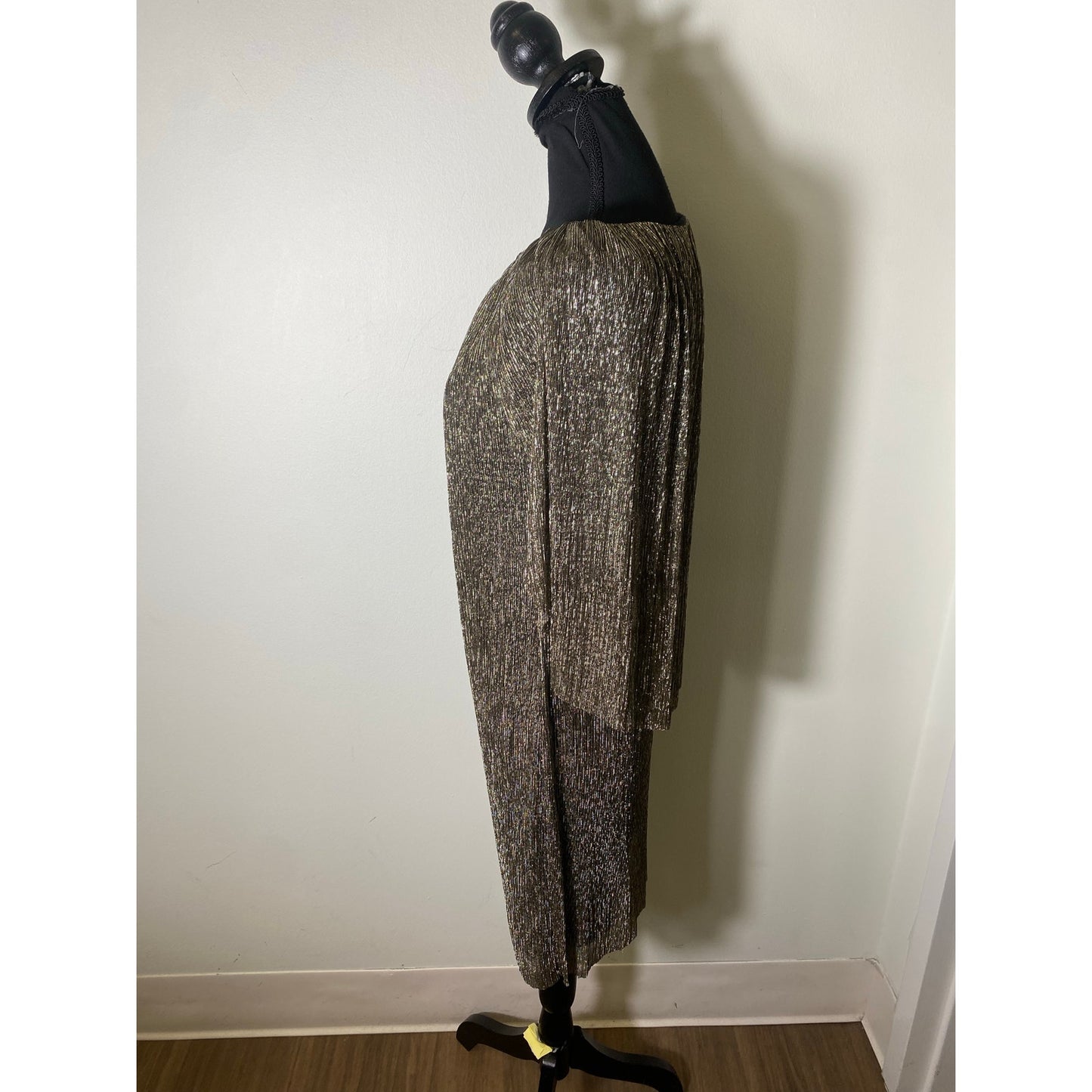 Trina Turk Gold Cocktail Cape Dress Sz 4