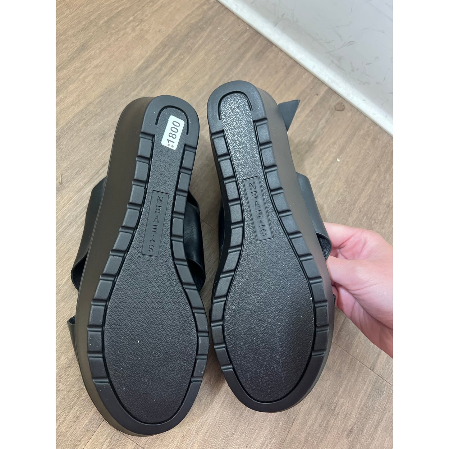 Steven by Steve Madden Black Criss Cross Wedges Sz 8