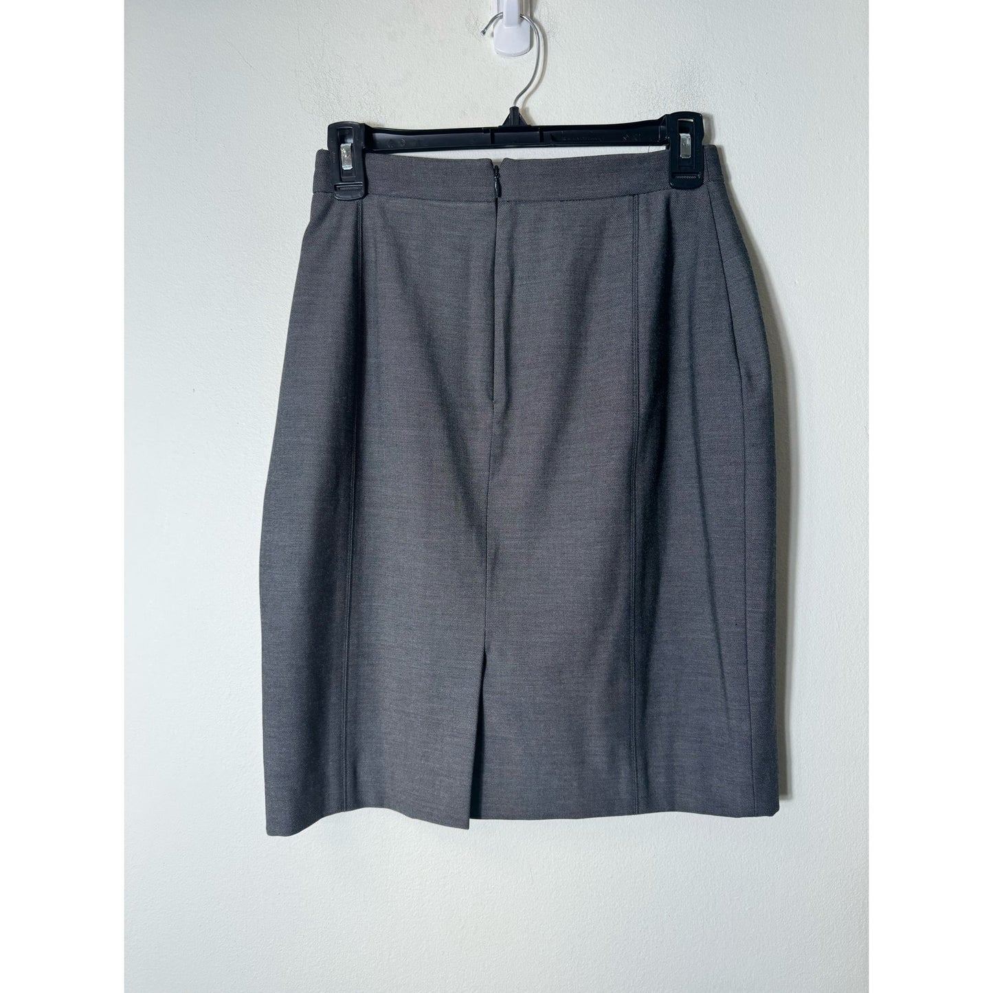 Ann Taylor Gray Skirt Sz 4