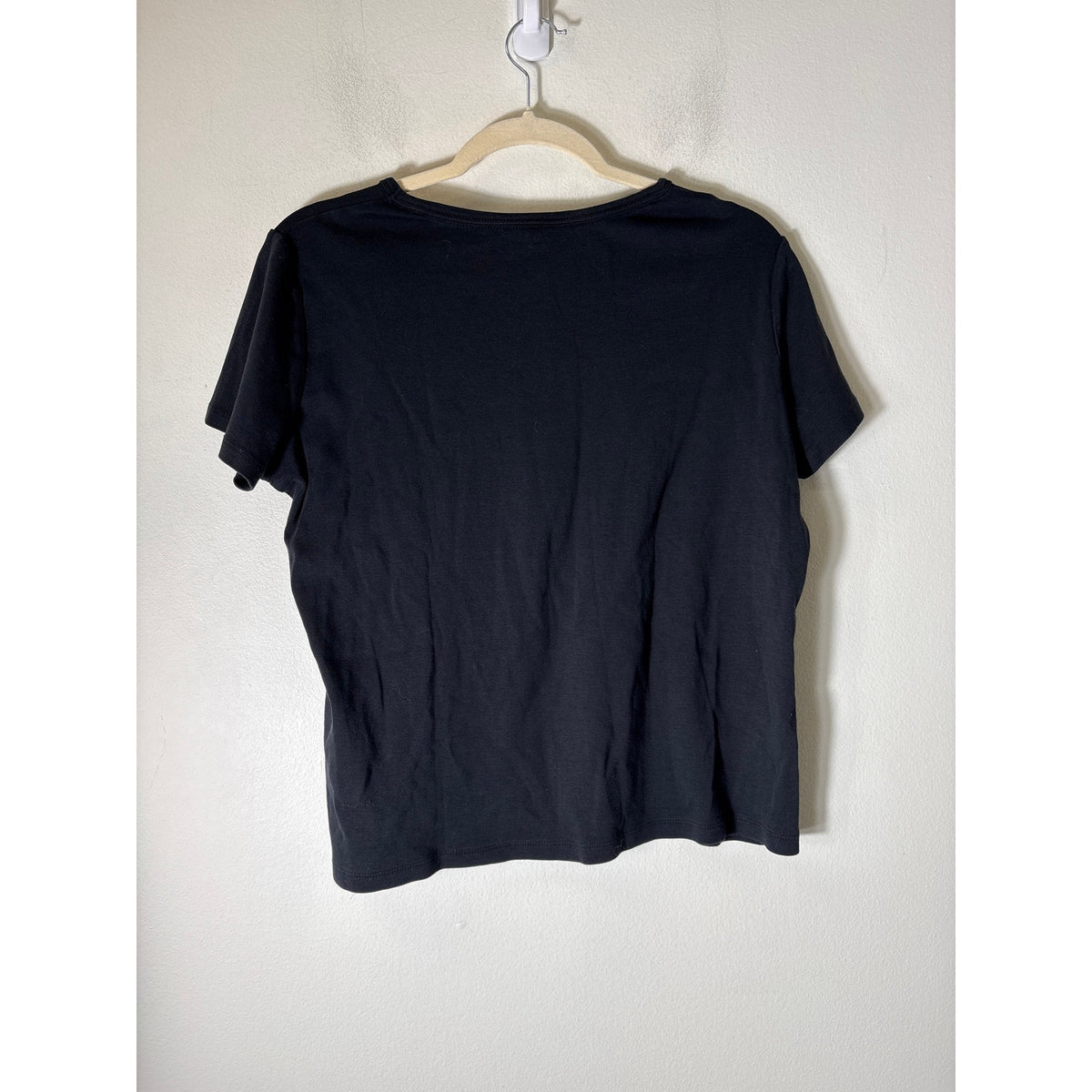 Lands End plain black basic Tshirt Sz L
