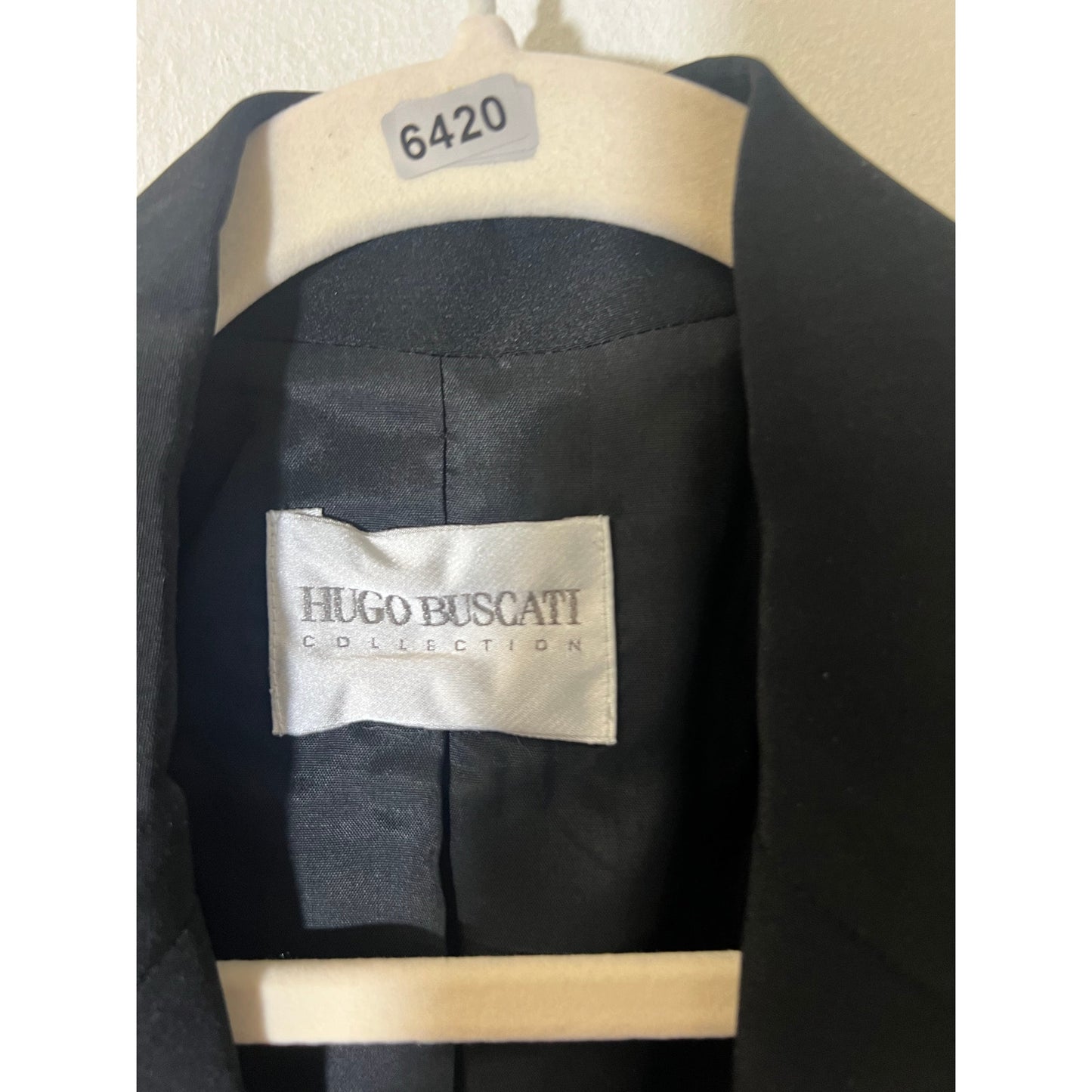 Hugo Buscati Black Jacket. Fits like size 2/4