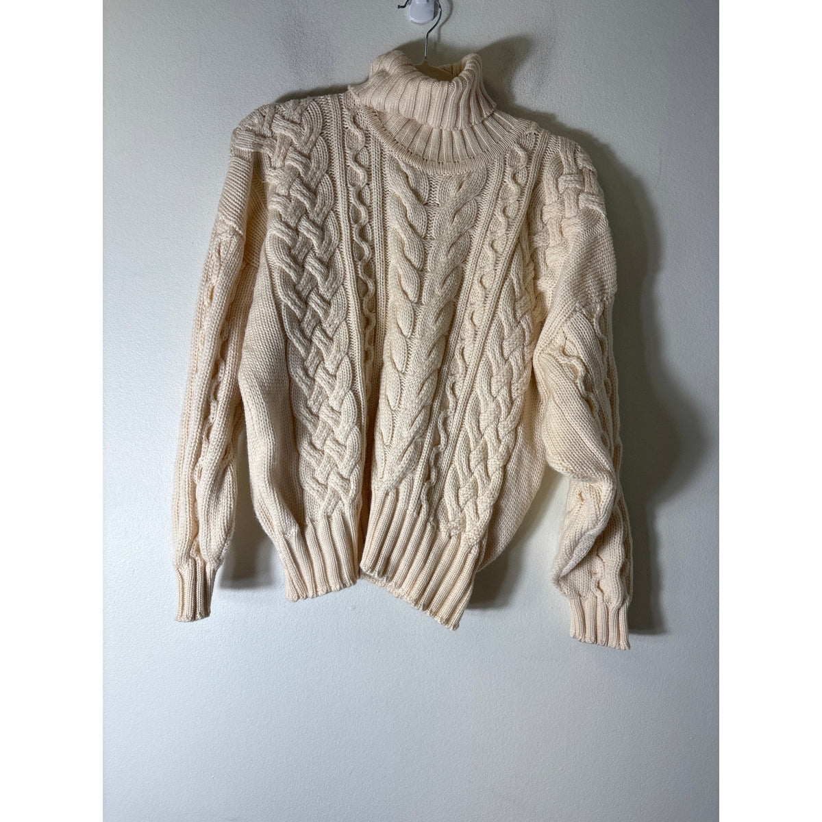 Pringle of Scottland Cream Long Sleeve Cable Knit Sweater Sz M