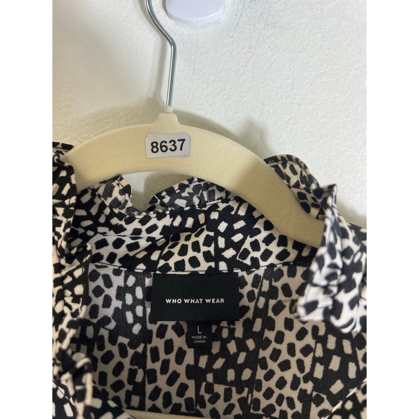Who What Wear Black/White Blouse Sz L
