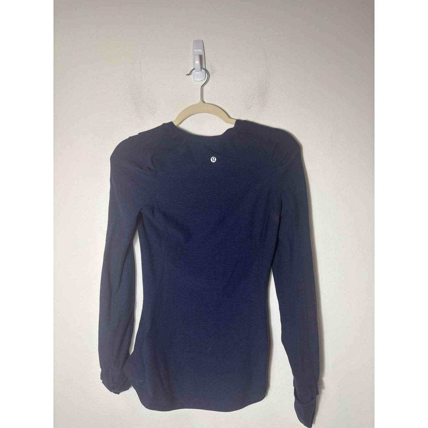 Lululemon Navy Fitted Long Sleeve Athletic Shirt Sz 4
