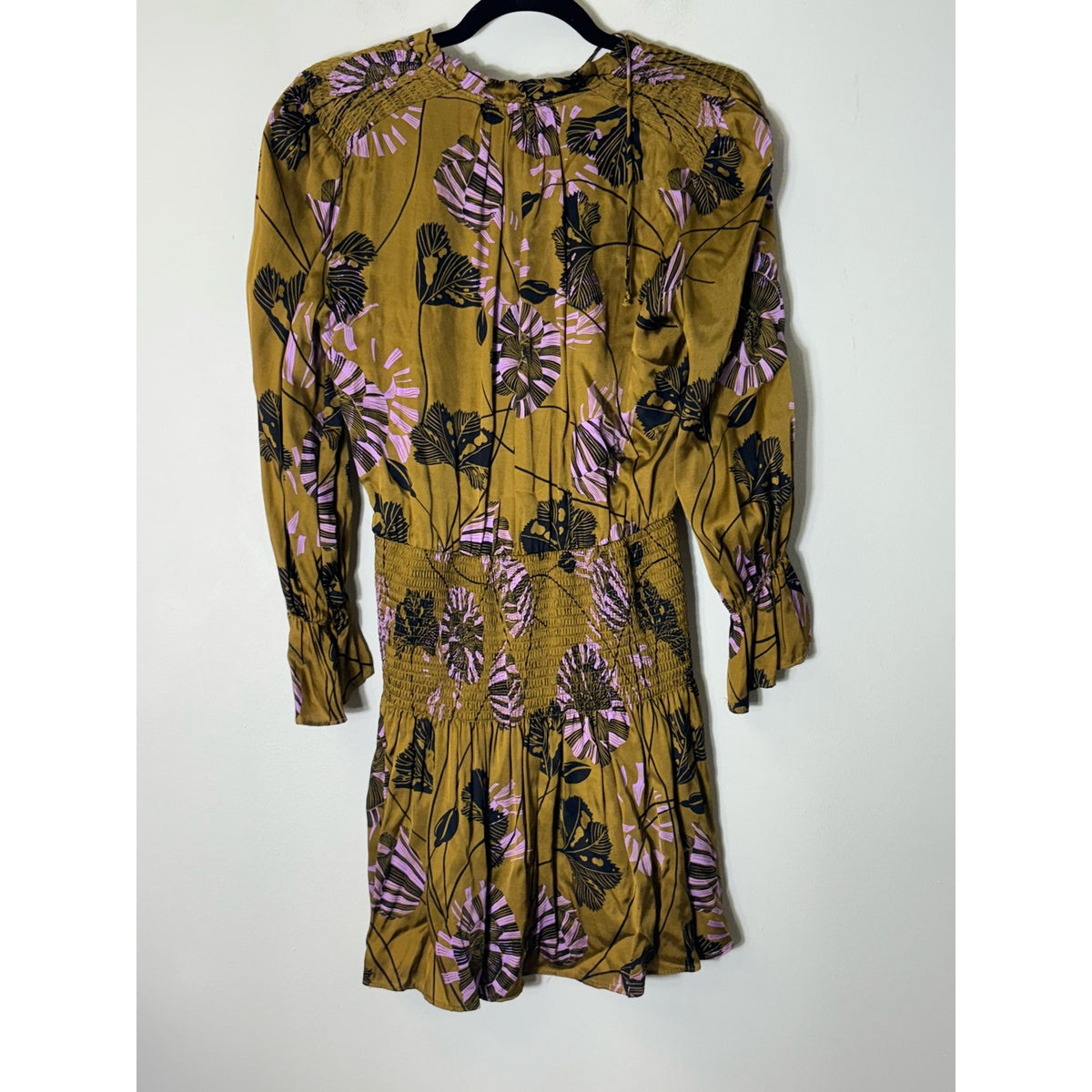 Karlie Gold Lavendar Long Sleeve Smocked Mini Dress Sz S
