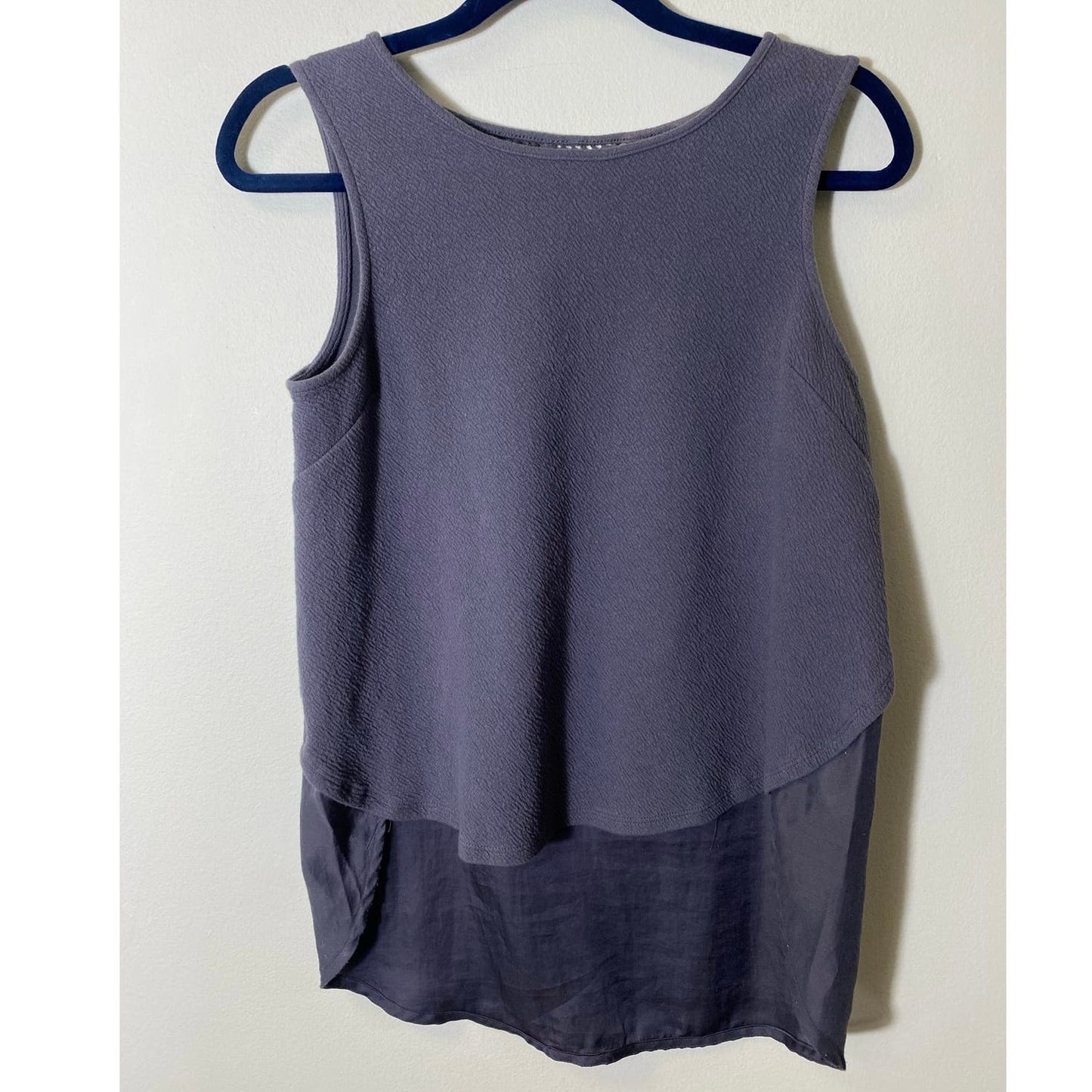 Deletta Charcoal Gray Crew Neck Sleeveless Flowy Tank Sz S