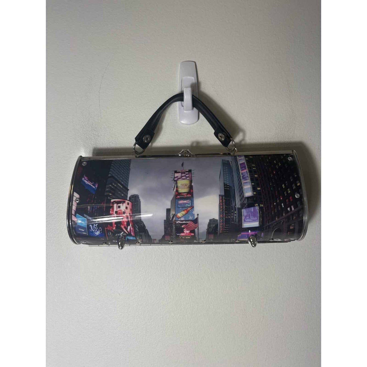 Prezzo New York City Times Square Cylinder Hard Clutch Hand Bag