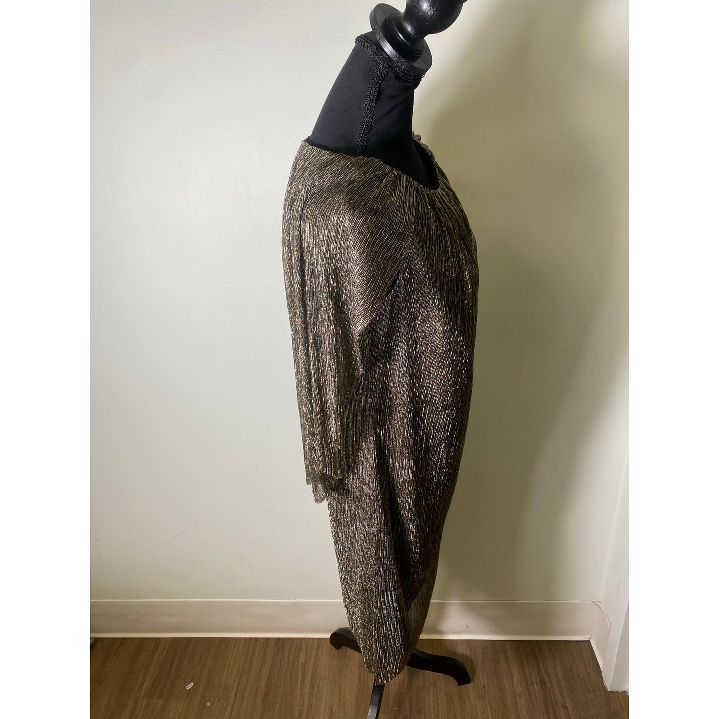 Trina Turk Gold Cocktail Cape Dress Sz 4