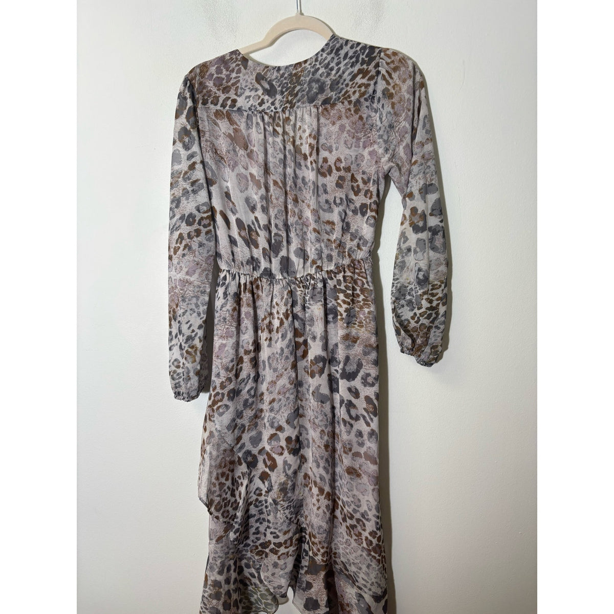 NWT Mystree Gray Leopard Print Maxi Dress Sz S
