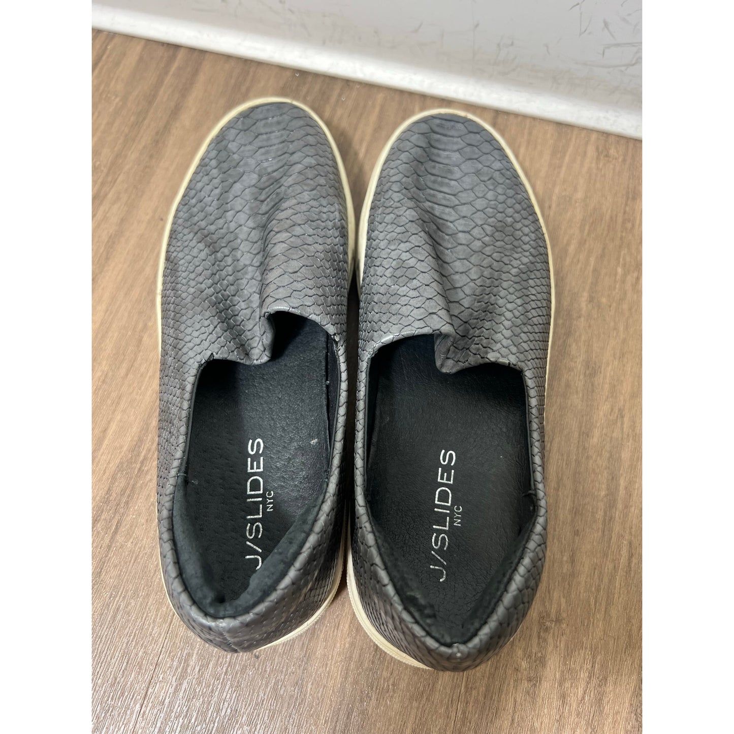 J/Slides Gray Snake Skin Slip On Sneakers Sz 7.5