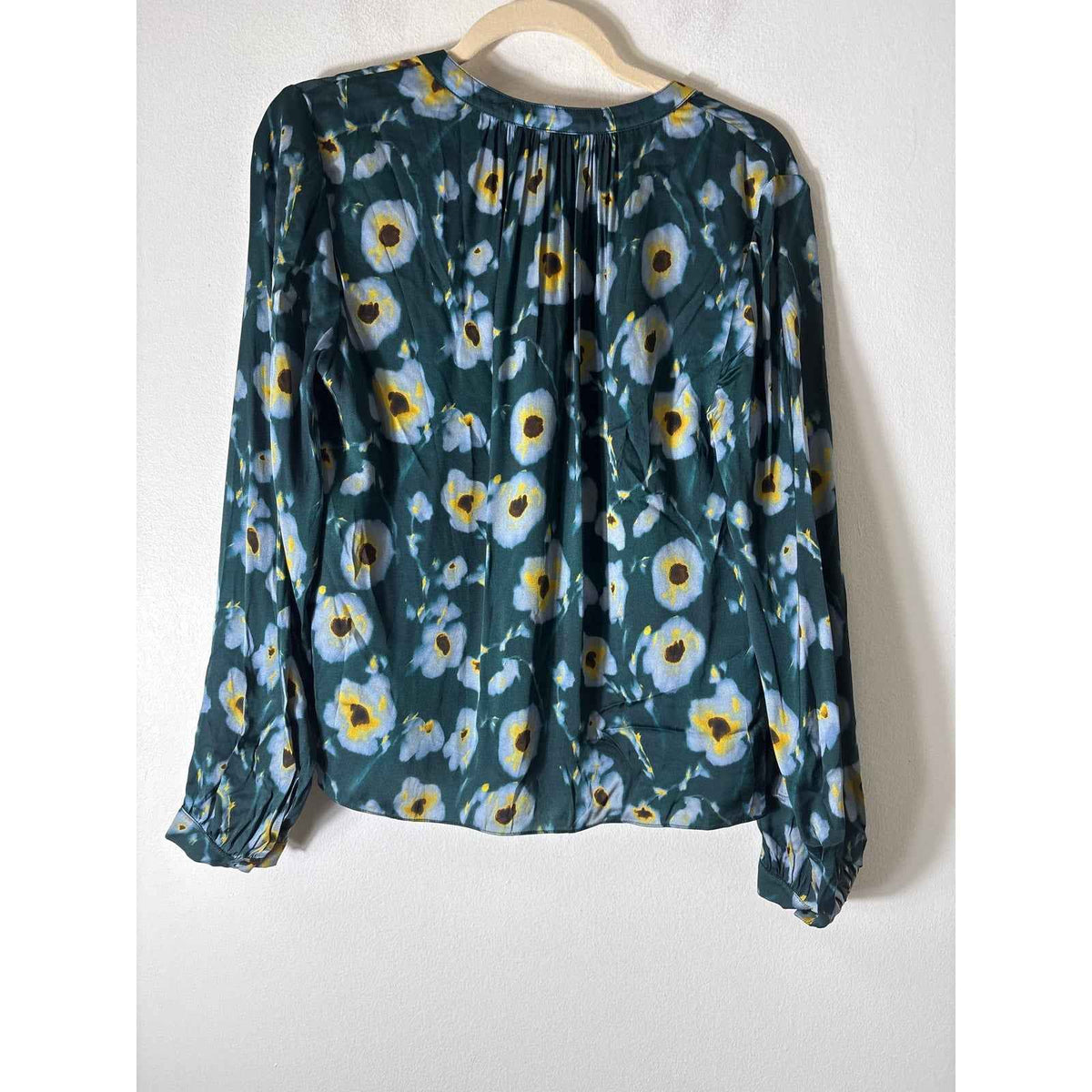 Tanya Taylor Green Floral long Sleeve V-Neck Silk Top Sz M