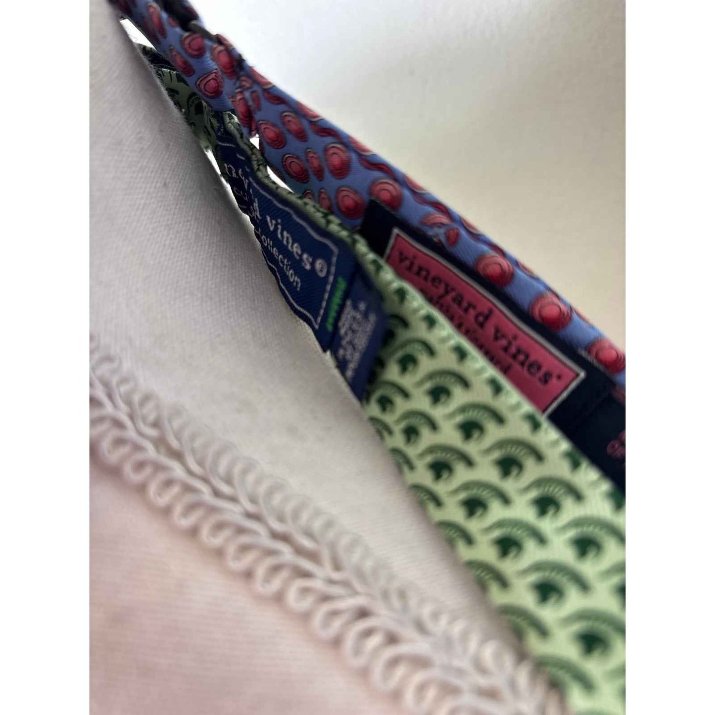 Men's Vineyard Vines Bundle of 3 Bow ties OS