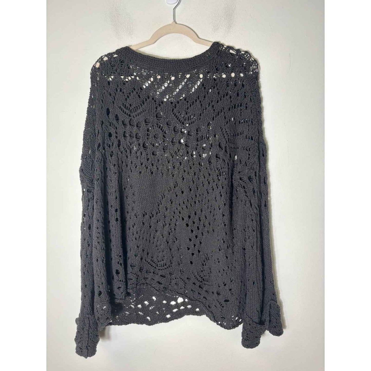 Free People Dark Gray Long Sleeve Open Knit "Holey" Sweater Sz M