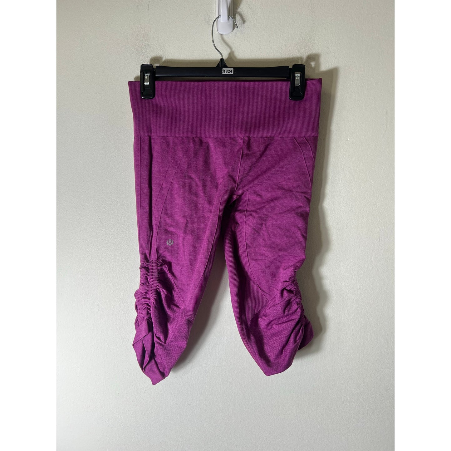 Lululemon Magenta Scrunched Biker Shorts Sz 6