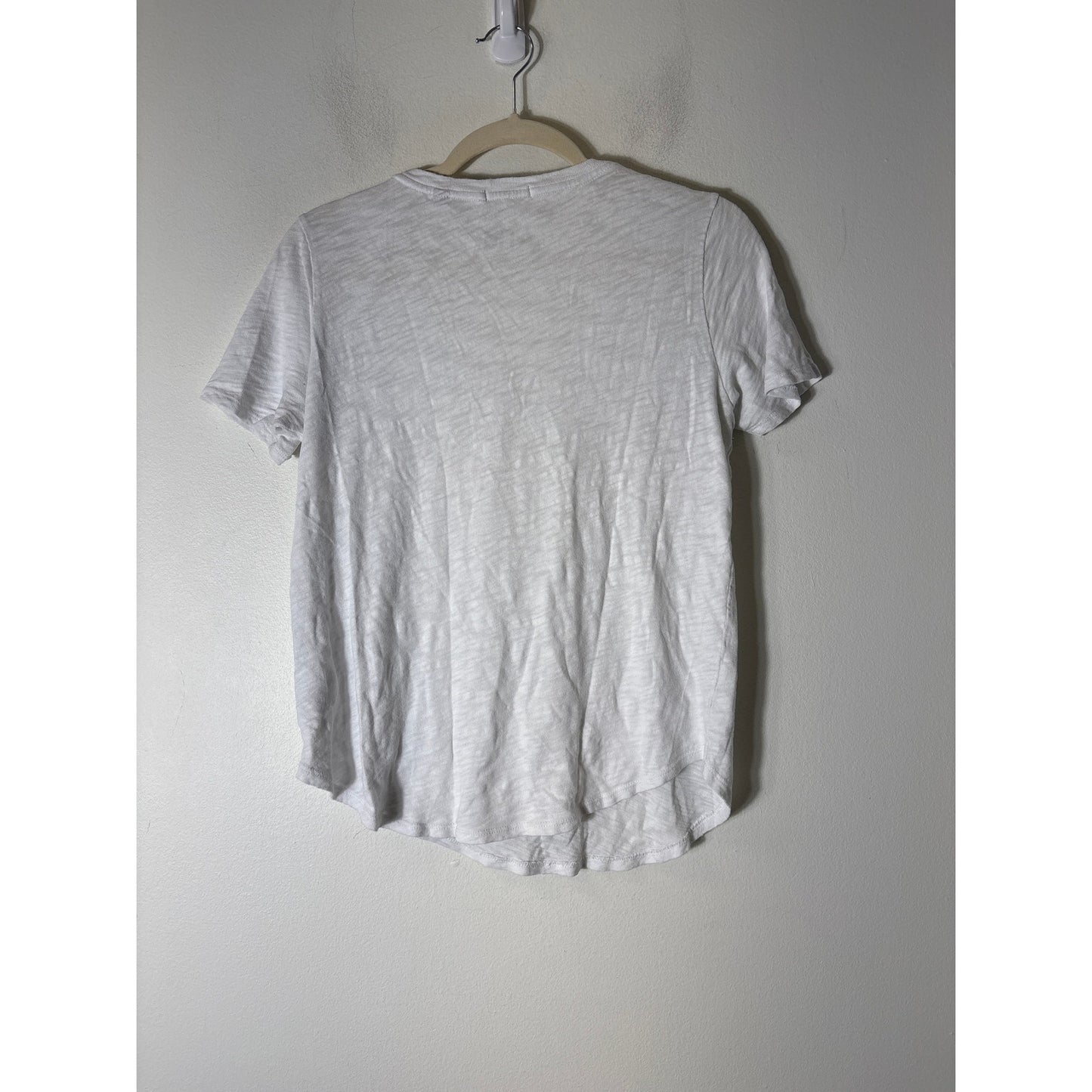 ATM V Neck Short Sleeve White Tee Sz M