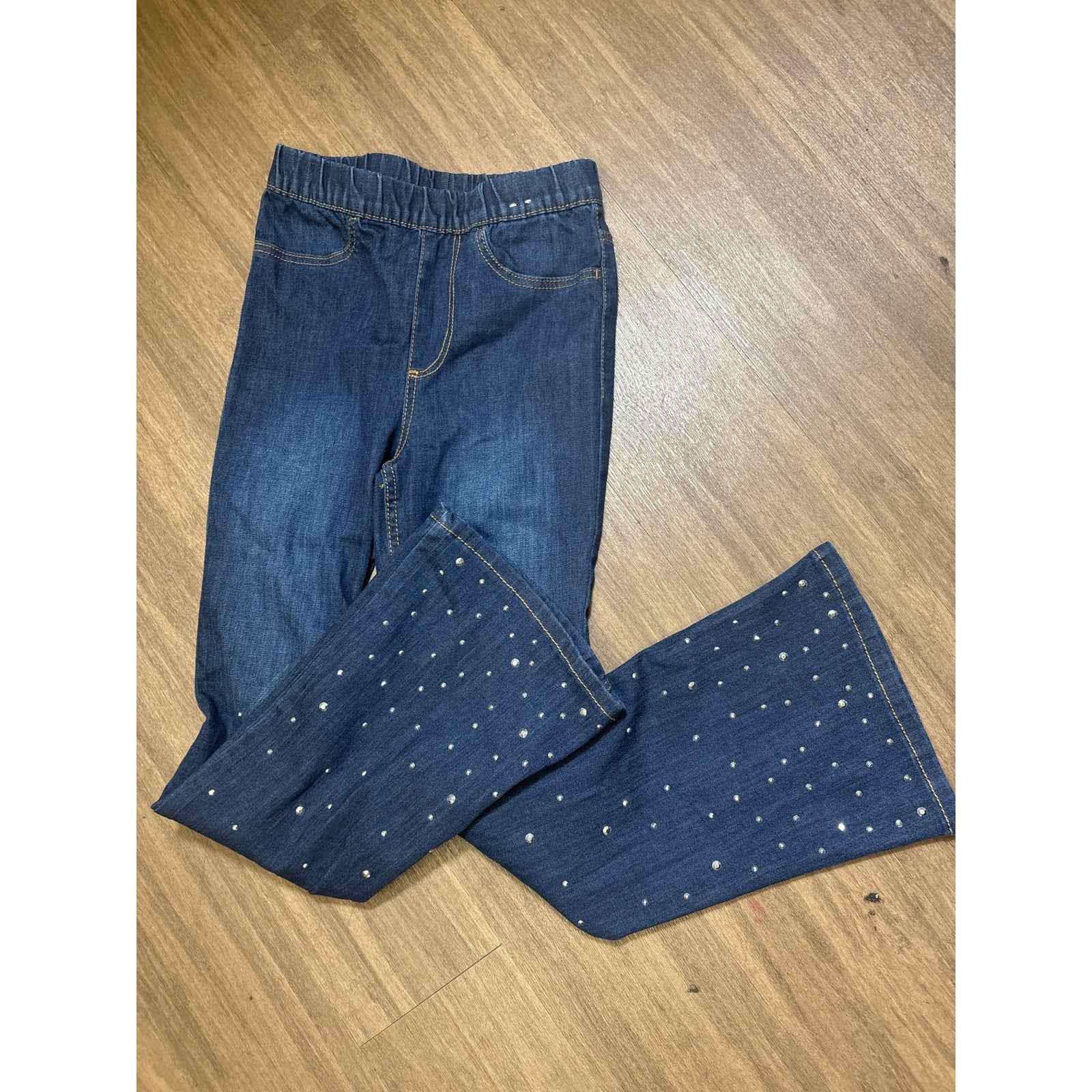 Bundle of 3 Pieces of Girls Clothigs Sz 7/8; 3 pants