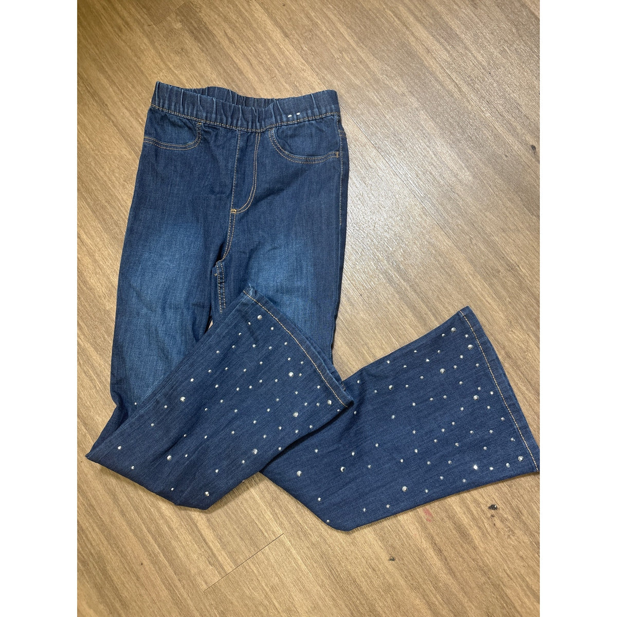 Bundle of 3 Pieces of Girls Clothigs Sz 7/8; 3 pants
