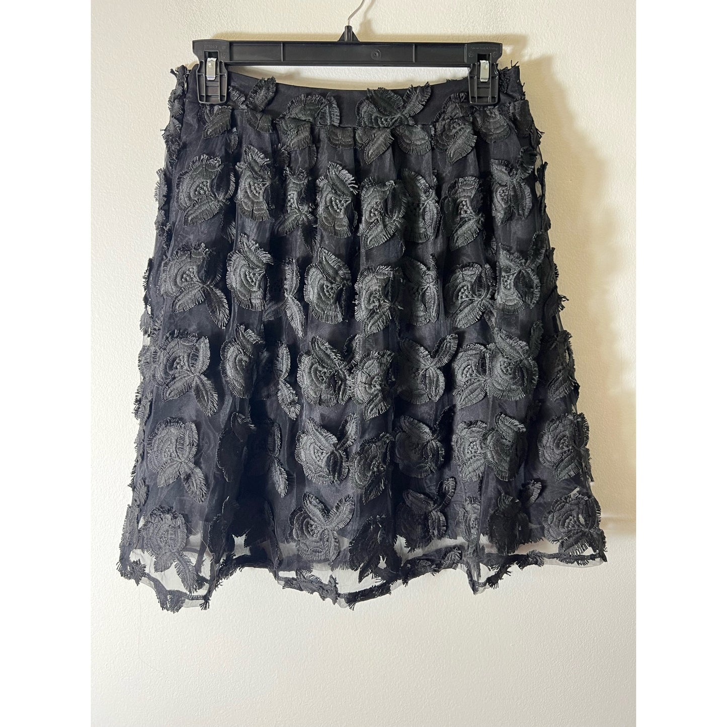 Ali and Jay Black Floral Skirt Sz S