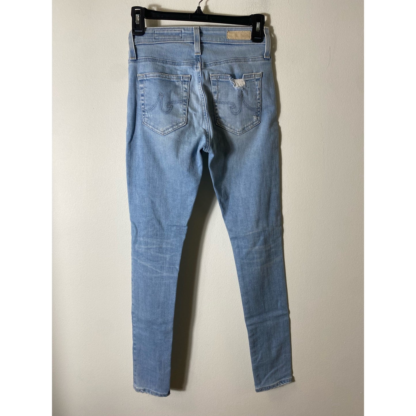 AG Light wash Skinny Jean Sz 24R