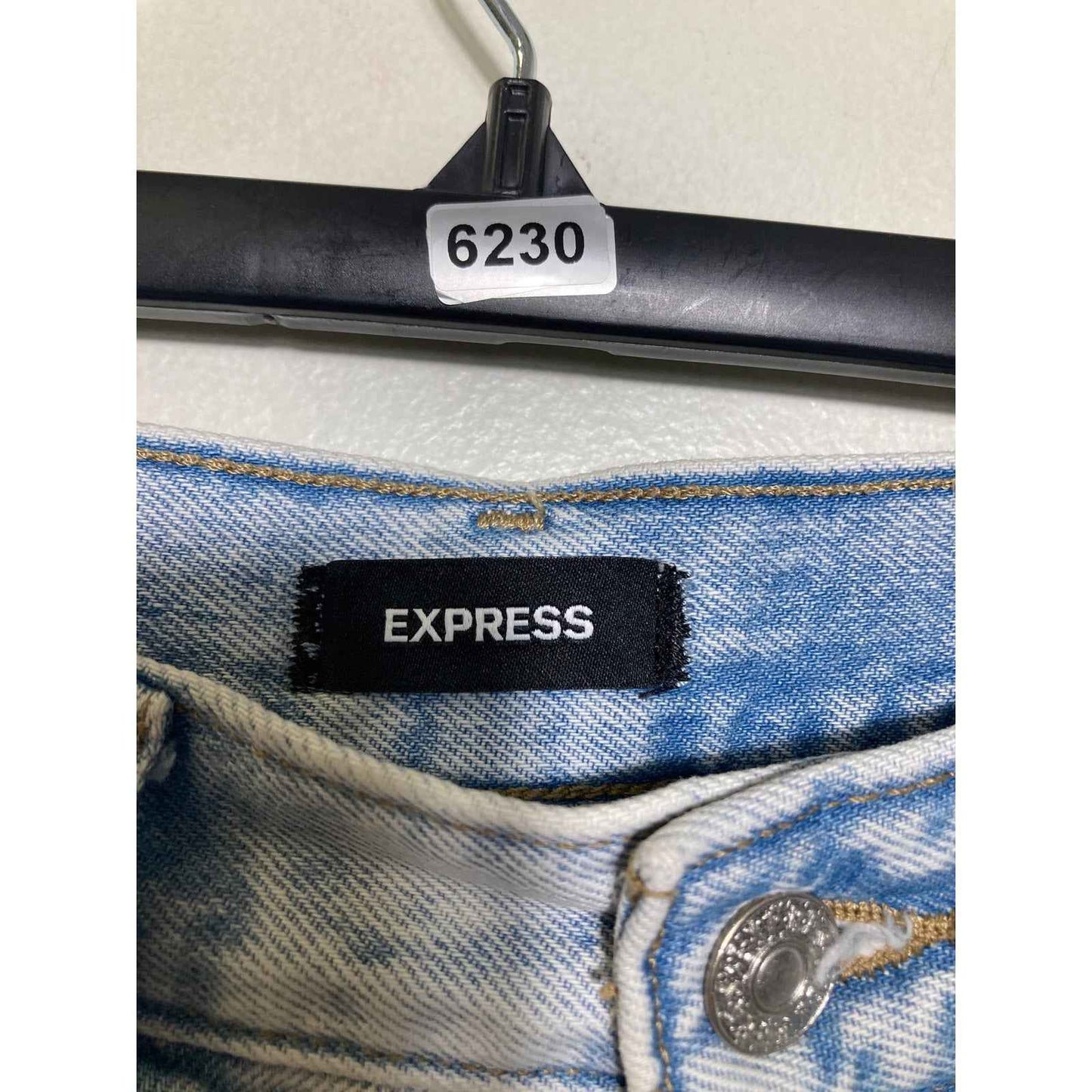 Express Light Blue Denim Button Fly High Rise Shorts Sz 4