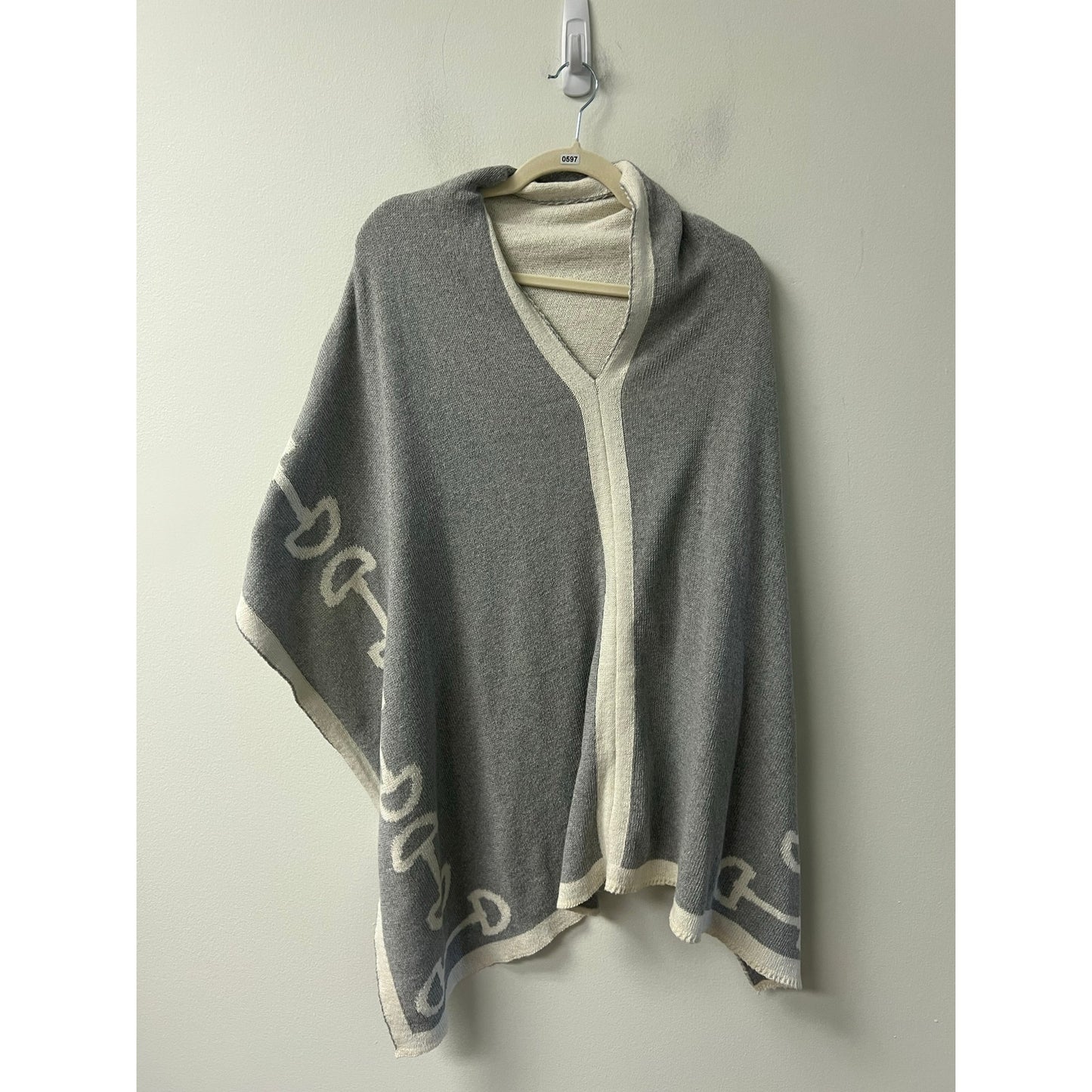 In2Green Off White Gray Cotton Blend Poncho OS