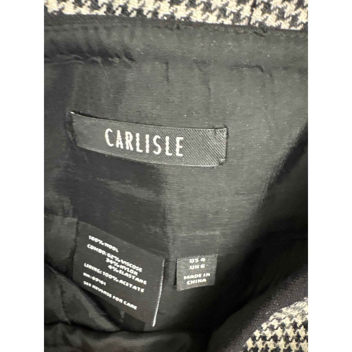 Carlisle Black&White houndstooth knee length Skirt Sz 4