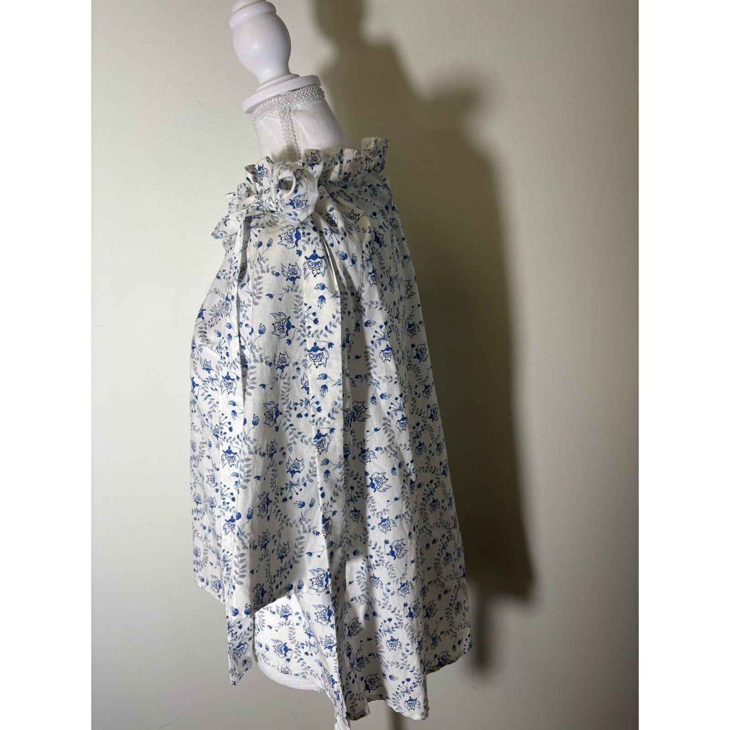 Never A Wallflower Blue White Floral 3/4 Sleeve Cotton Blouse Sz S