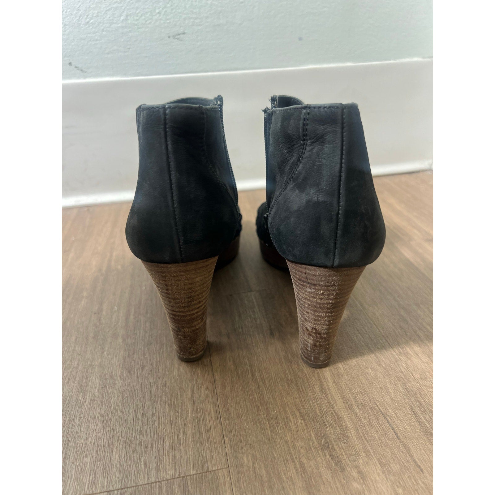 Cleere Closet | New & Used Designer Clothing, Shoes, Bags & Jewelry for All