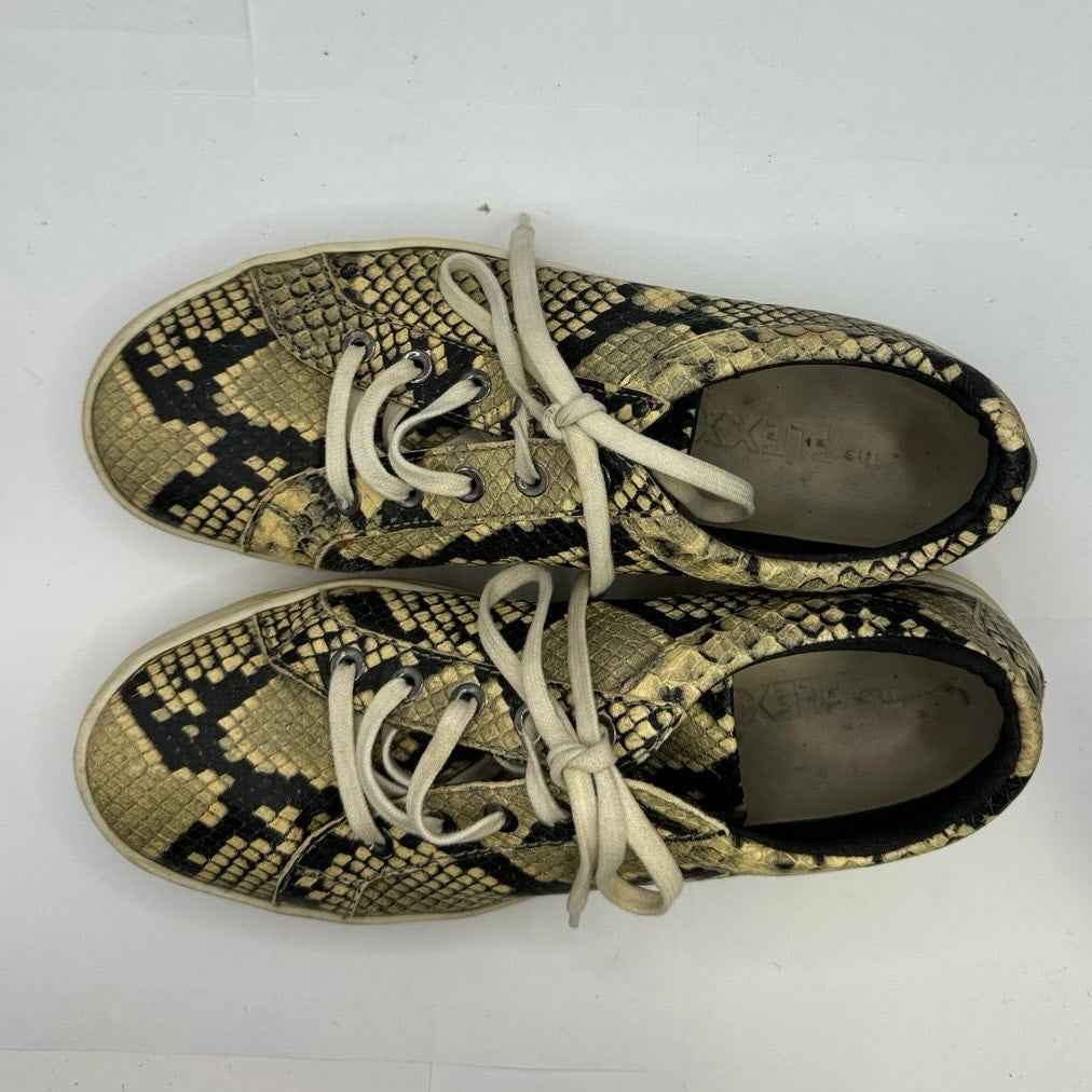 The Flexx Snakeskin Print Sneaker Sz 7