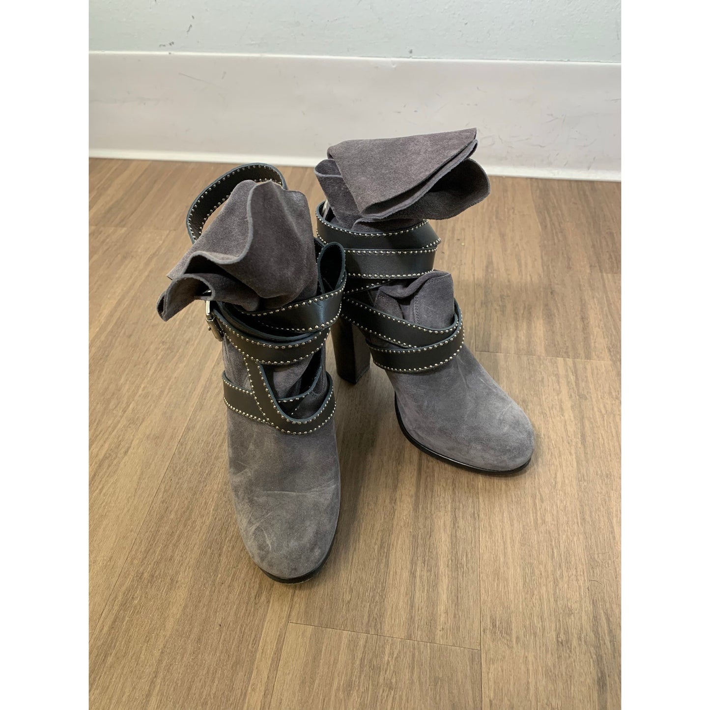 Barbara Bui Gray Suede Studded Strap Wrapped Boot Sz 37 (6.5)