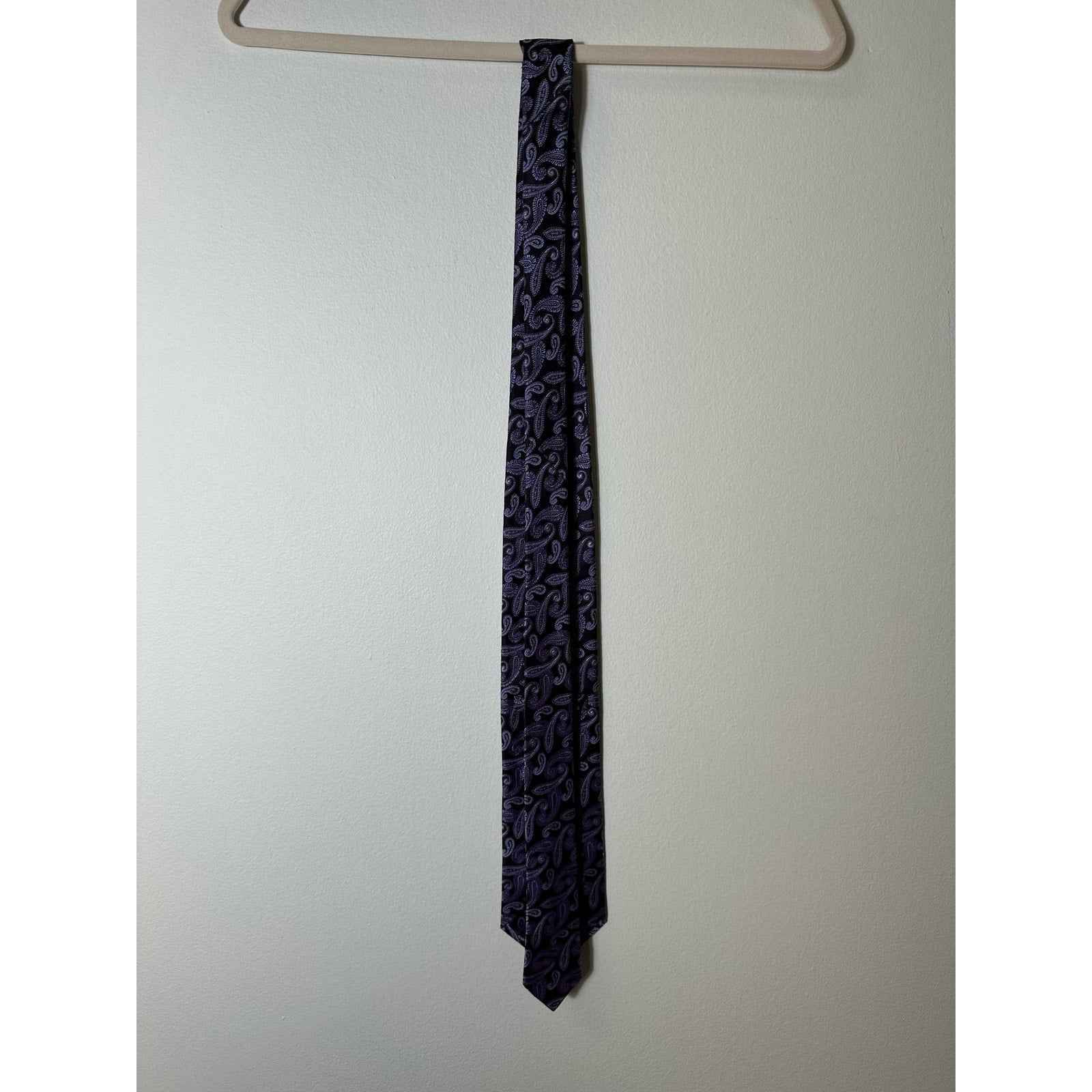 Men's Ike Behar Purple Paisley Silk Tie