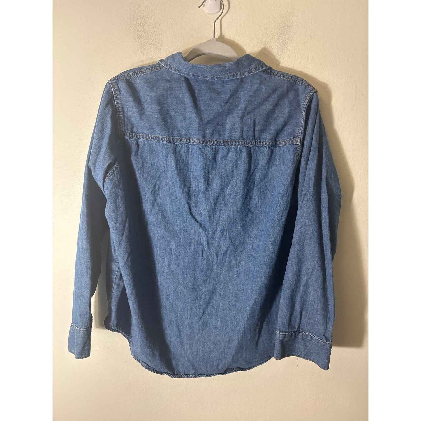 Zara Denim Snap Shirt sz M