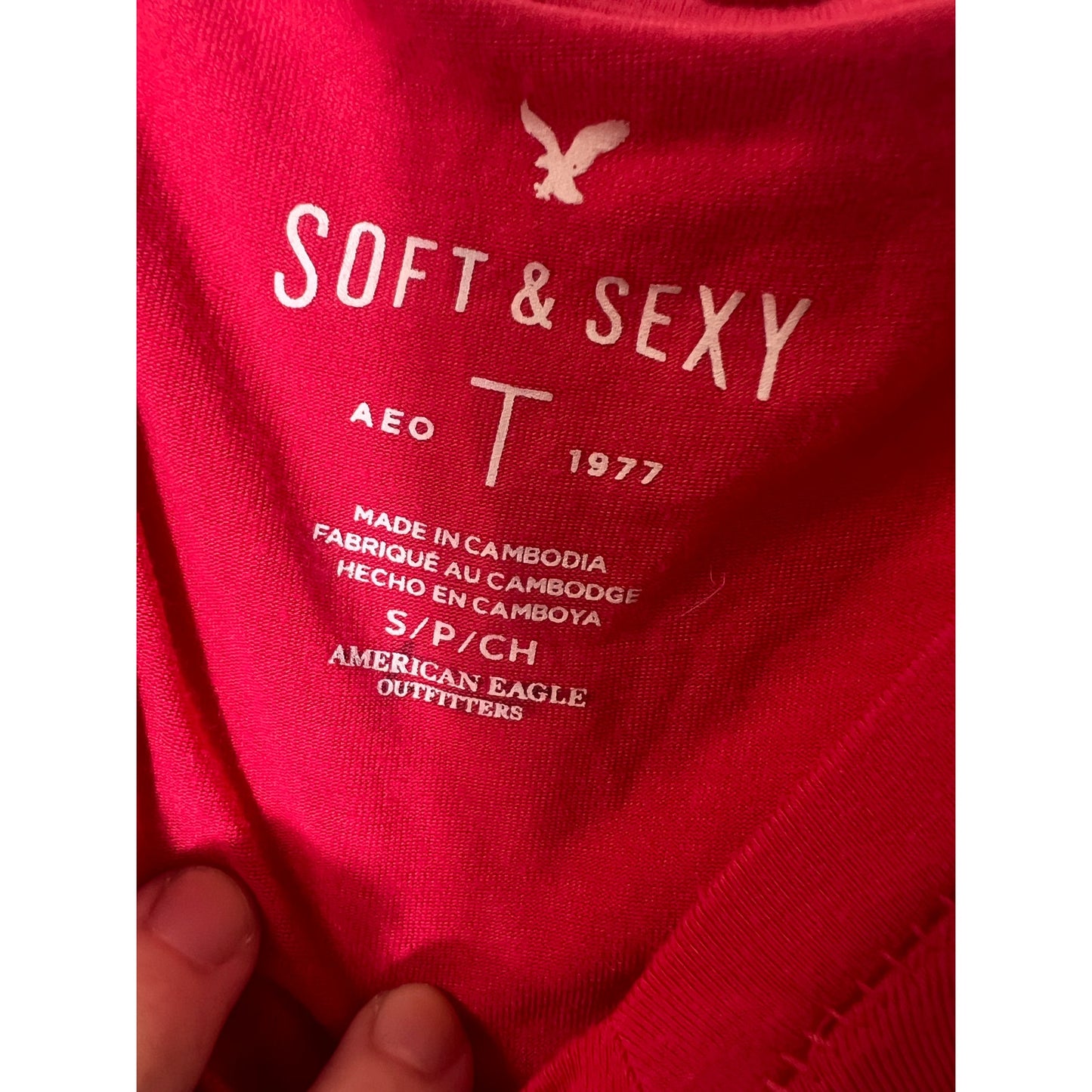 American Eagle Soft & Sexy T, long sleeves, V Neck, Orange/Pink Color. Sz S